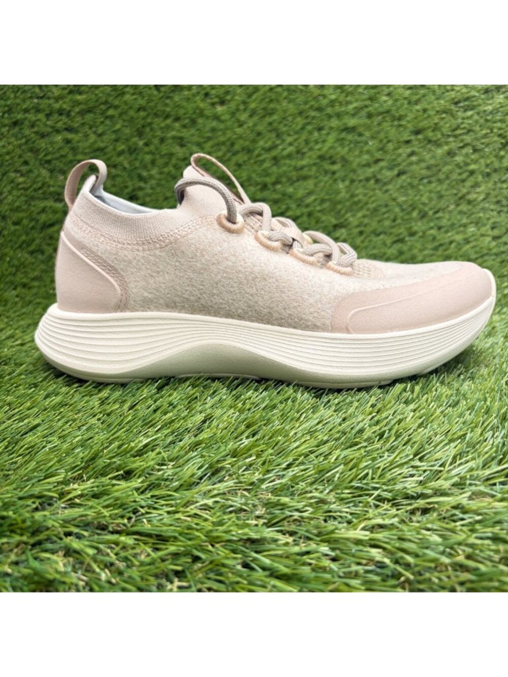 Allbirds Wool Strider Womens Size 7 Rugged Beige Athletic Running Shoes Sneakers